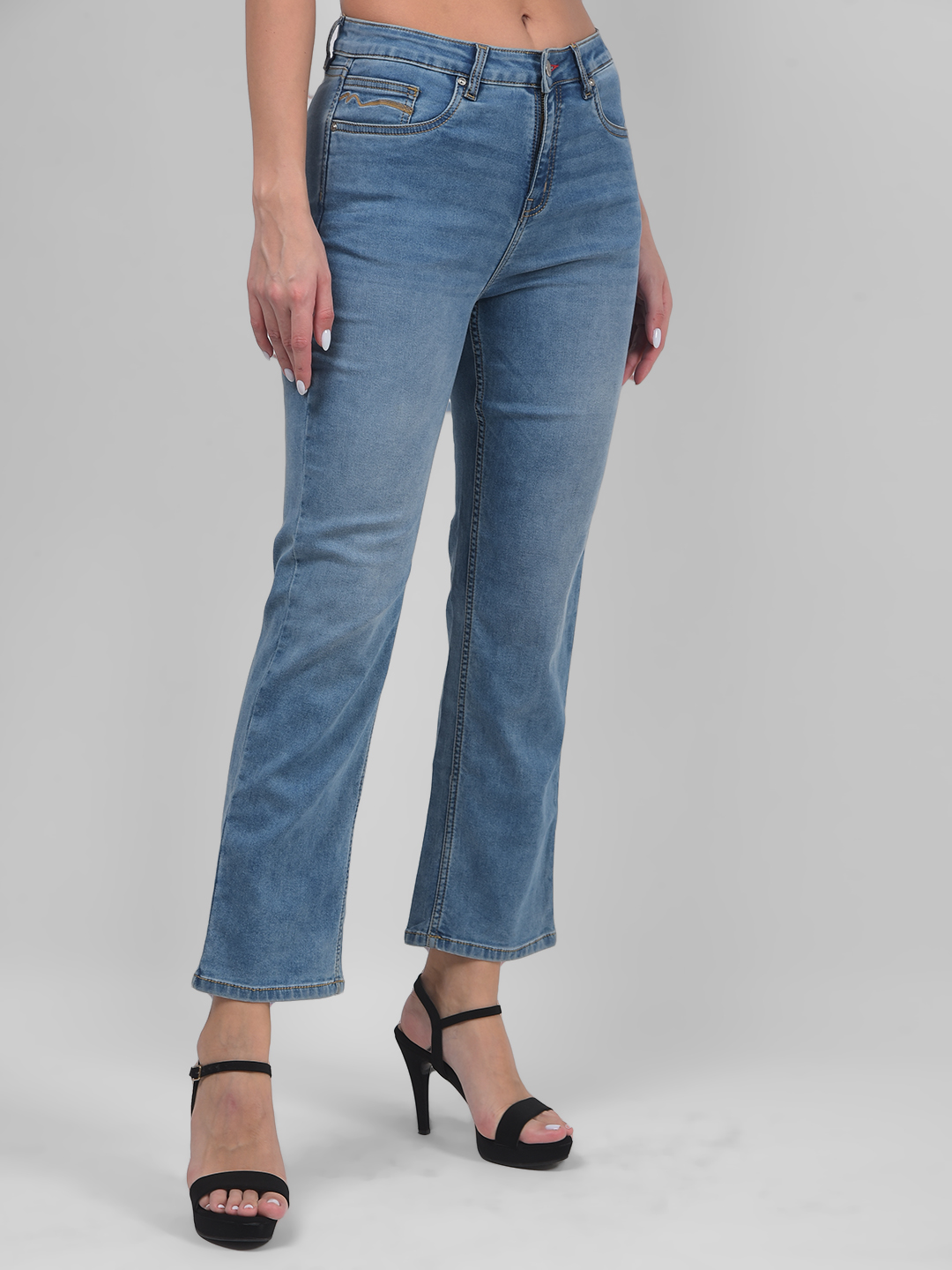 Numero Uno Women Solid Light Blue Jeans